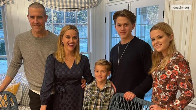 Reese Witherspoon and Jim toth family