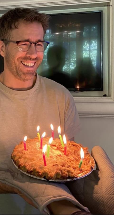 On Ryan’s 44th birthday, Blake posted a cute picture and couldn’t just help herself from trolling him